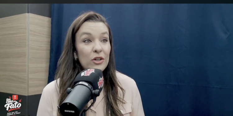 VEJA VÍDEO : Deputada Camila Toscano reafirma voto na reeleição de Veneziano Vital ao Senado em 2026