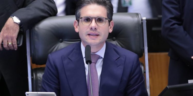 Hugo Motta diz que projeto de anistia aos acusados de tentativa de golpe não foi pautado por decisão dos líderes