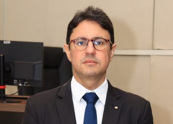 Governador João Azevedo nomeia promotor Leonardo Quintans como novo PGJ do MPPB