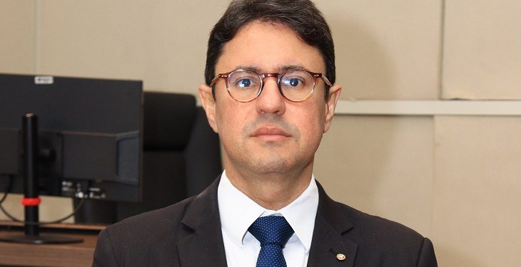 Governador João Azevedo nomeia promotor Leonardo Quintans como novo PGJ do MPPB