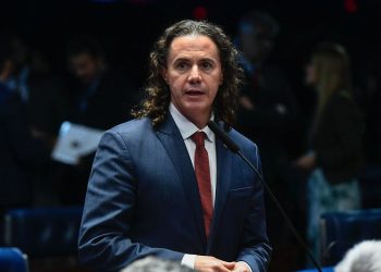 Veneziano exalta aprovação de proteção a crianças em ambientes digitais, mas alerta necessidade de proteger todos os usuários