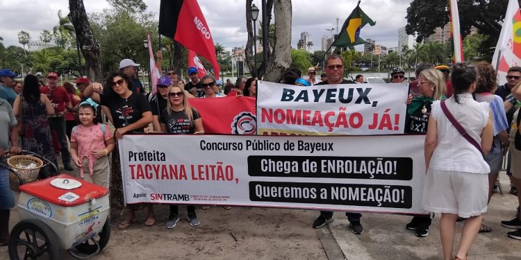 Aprovados no concurso de Bayeux vão às ruas no 7 de setembro e cobram “Nomeação Já” e independência aos concursados