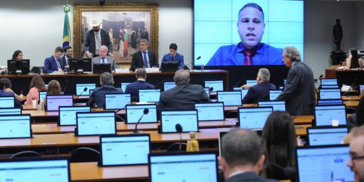 Ex-assessor do TSE afirma que havia um monitoramento das redes sociais da “direita” nas eleições de 2022