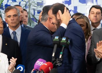 Federação do União e PP, de Efraim e Aguinaldo Ribeiro, rompe com Lula e manda entregar cargos ao Governo