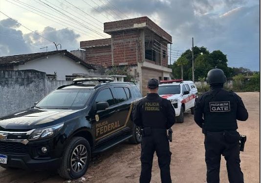Operação cumpre 23 mandados na Paraíba e mira organização criminosa que decretava expulsões e mortes