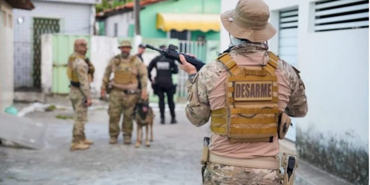 Operação do Gaeco e PC mira Comando Vermelho na Paraíba, boqueia R$ 125 milhões e cumpre 26 mandados de prisão e 32 de busca