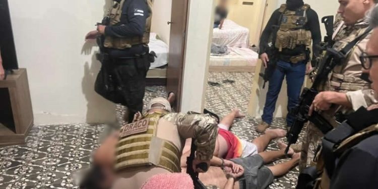 Polícia da Paraíba prende três homens investigados por homicídio de policiais e ex-jogador de futebol