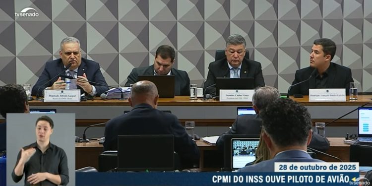 VEJA AO VIVO- CPI que apura “roubo” de aposentados do INSS ouve empresário e piloto nesta terça-feira