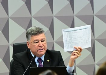 CPI da fraude em descontos dos aposentados do INSS divulga a lista de pessoas que irão depor na Comissão