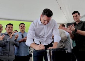 Lucas Ribeiro assina convênio para custeio de Hospital Infantil de Santa Rita fortalecendo rede de assistência à saúde