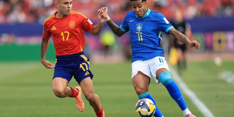 Após ficar fora da Olimpíada, futebol do Brasil dá vexame e é eliminado na 1ª fase da Copa do Mundo sub-20