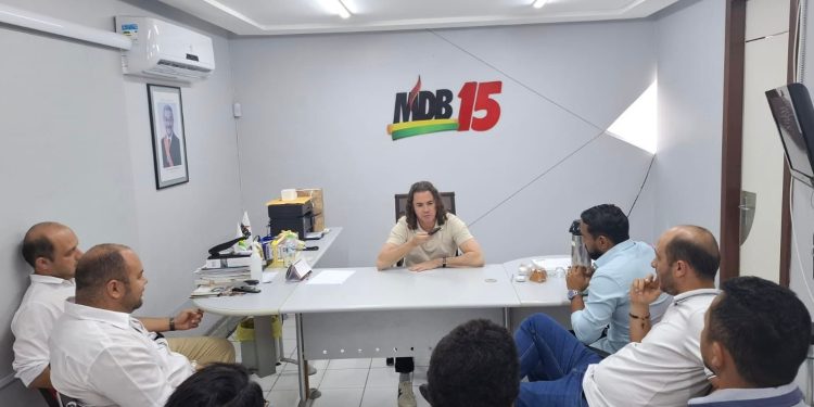 Todos os vereadores, de situação e oposição, em Pilões anunciam apoio á reeleição de Veneziano ao Senado