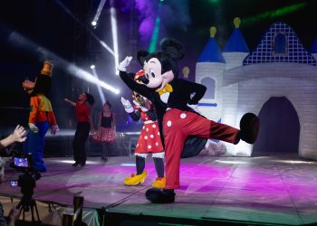 Internacional Circo Kroner apresenta Disney Magic no estacionamento do Carrefour Bessa