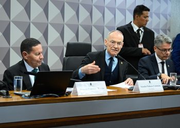 Governo Lula emplaca senador do PT na presidência da CPI do Crime Organizado no Senado