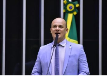 Em ambiente de enfrentamento devido eleições nacionais, paraibano Cabo Gilberto assumirá liderança de oposição a Lula