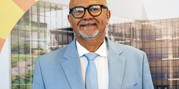 Thiago, Marmuthe e Marcílio do HBE deixam cargos na Prefeitura para definir emendas no Orçamento de 2026