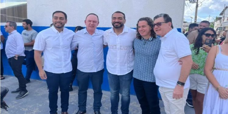 Veneziano prestigia emancipação política de Ingá e prefeito reafirma compromissos: “grande amigo e parceiro da cidade”