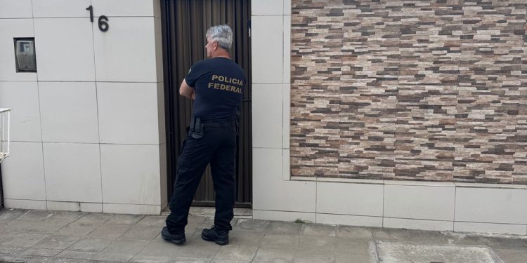 Operação da Polícia Federal mira esquema de desvio de benefícios previdenciários na Paraíba