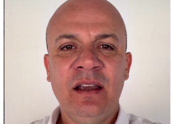 Deputado Cabo Gilberto destaca aprovação da lei que isenta taxa de taxímetro e libera transferência de outorga de táxi