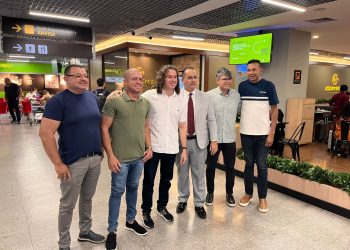 Presidente da Câmara e vereadores da situação e oposição em Santa Rita anunciam apoio a reeleição de Veneziano