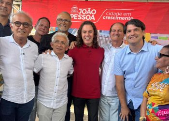 Ao lado de Cícero, Veneziano anuncia R$ 3 milhões para Folia de Rua, Forró Verão e Festival de Cinema de João Pessoa