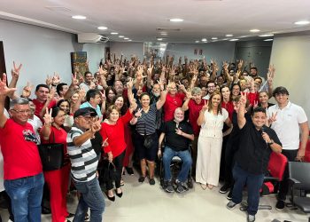 Pré-candidata a deputada estadual, Ana Cláudia reúne apoiadores e ouve propostas para a campanha