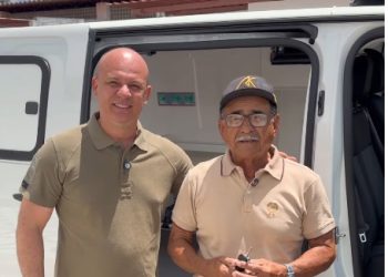 Prefeito Xató, de Tacima, agradece ao deputado Cabo Gilberto por entrega de nova ambulância à população