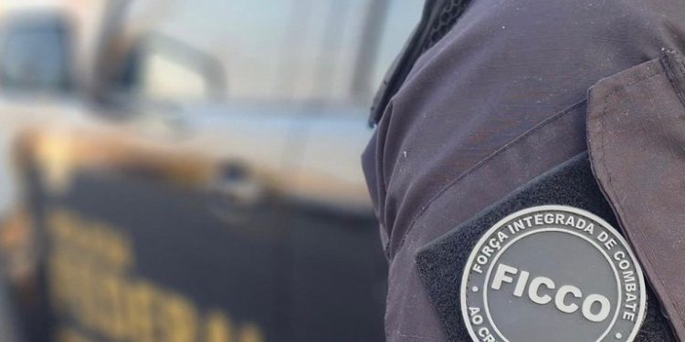 Preso colombiano membro de organização criminosa que fez procedimentos estéticos para não ser reconhecido