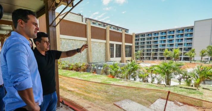 Lucas Ribeiro visita obras do Resort Tauá e destaca uma nova etapa no desenvolvimento econômico da Paraíba