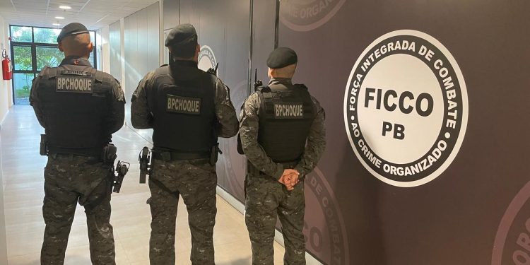 Líder de organização criminosa do RN é preso enquanto fazia turismo na Praia do Sol em João Pessoa