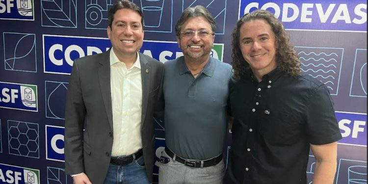 Secretário Executivo de Habitação de JP, Beto Pirulito, destaca empenho do senador Veneziano por recursos à Capital