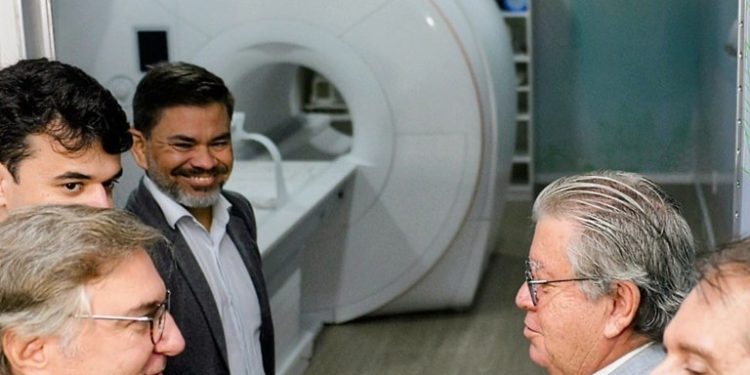 Governador João Azevêdo entrega ressonância magnética do Hospital da Mulher de João Pessoa