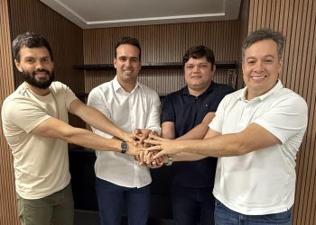 Filiado ao MDB, prefeito de Curral Velho, Samuel Carnaúba, adere à pré-candidatura de Lucas Ribeiro