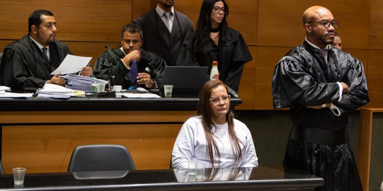 Madrasta é condenada a 49 anos de prisão por envenenar dois enteados com chumbinho