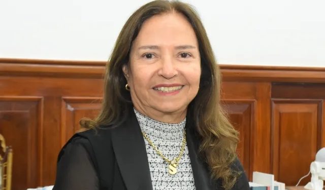 Câmara de Vereadores de Guarabira aprova moção de louvor à procuradora de Justiça Maria Salete Porto