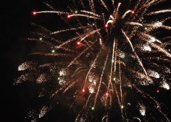 Justiça determina relocação de barracas no entorno do Almeidão e apreensão de fogos com estampido