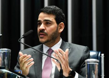 Em meio a crise com o escândalo do Banco Master, chega ao Senado indicação de Lula para o STF