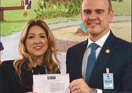 Vereador Wamberto Ulysses fortalece lei de proteção a crianças e adolescentes na internet junto a promotora Soraya Nóbrega