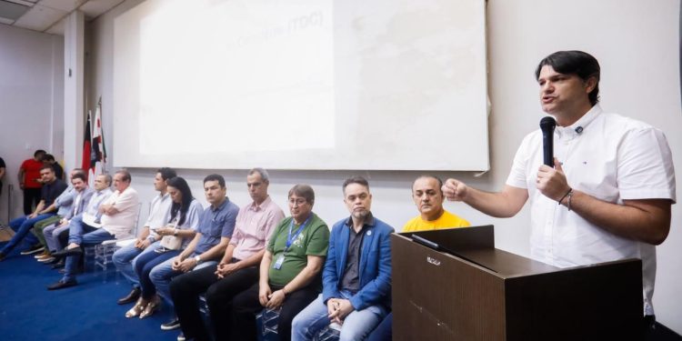 Léo Bezerra regulamenta lei inovadora que alia preservação de imóveis e crescimento urbano em João Pessoa