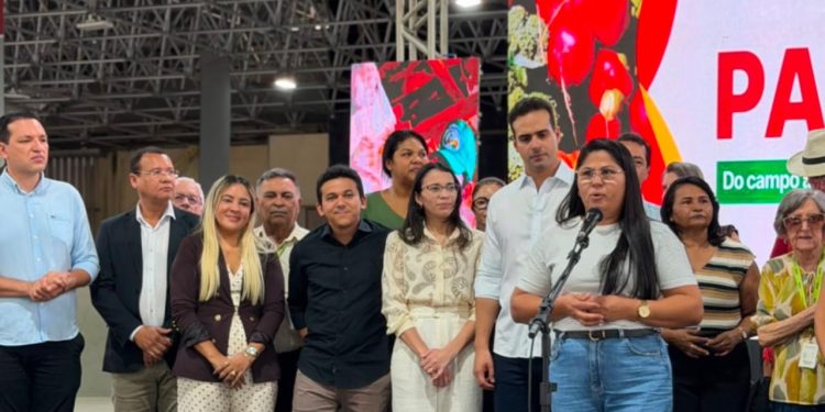 Santa Rita participa do lançamento do PAA-CDS 2026 e garante alimentos para usuários dos CRAS