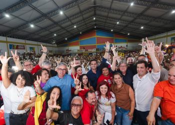 PCdoB oficializa apoio à reeleição de Lucas e amplia base da aliança governista