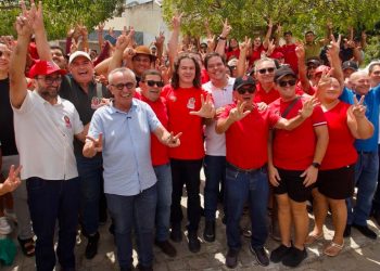 Ao lado de Cícero, Veneziano participa da tradicional Festa da Pedra em Caiçara e reafirma compromissos com cidades da região
