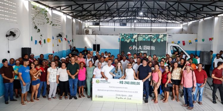 Prefeitura de Conde entrega R$ 240 mil em cheques a agricultores afetados pelas fortes chuvas de 2026