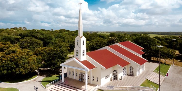 Cidade Viva tem nova sede da Comunhão das 16 igrejas e faz ordenação pastoral de Sérgio Augusto