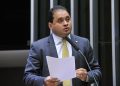 VEJA DECISÃO- PF mira senador do PDT e cumpre mandados contra esposa, filha, irmãs e sócio do político