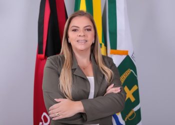 Decisão que julgou irregulares contas da prefeita Aliny Povão, de Cruz do Espírito Santo, na pauta do TCE