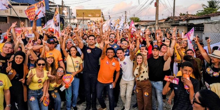 Lucas percorre bairros e destaca obras viárias do governo que transformam mobilidade de JP