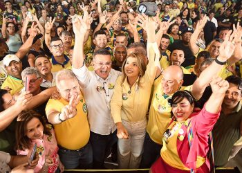 Sargento Neto mostra força, reúne multidão e principais lideranças da direita em lançamento da campanha