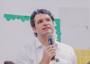 Até que ponto a eleição de 2028 pressiona Léo Bezerra sobre decisão por Nabor, João ou André ? – por Marcelo José
