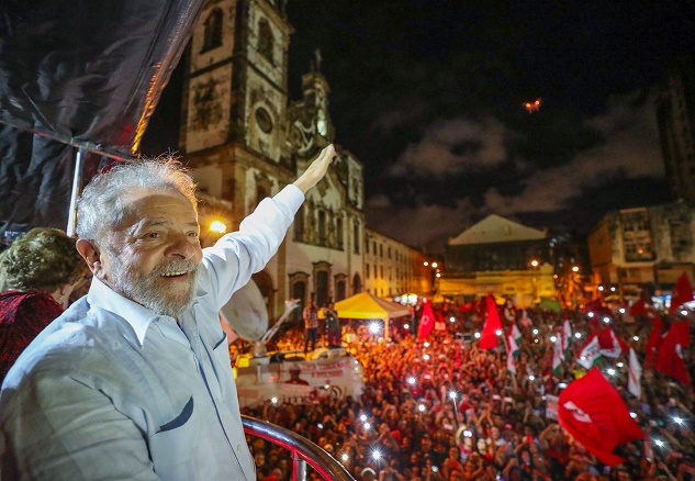 Lula recebe da Câmara hoje título de cidadão pessoense proposto por Júlio Rafael em 1997